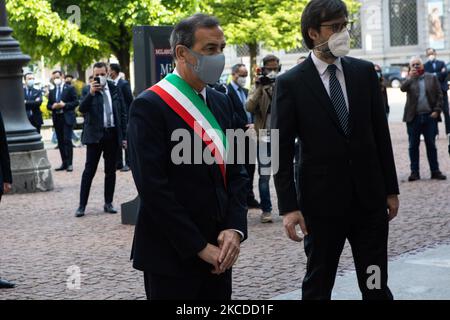 Beppe Sala surft während des Zweiten Weltkriegs in Mailand, Italien, am 25 2021. April auf den Feierlichkeiten zum Befreiungstag der nazifaschistischen Truppen. (Foto von Mairo Cinquetti/NurPhoto) Stockfoto