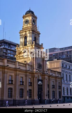 Museo Historico Nacional (Nationalmuseum für Geschichte) in Santiago, Chile. Das Museo Historico Nacional befindet sich im Gebäude des Palacio de la Real Audiencia de Santiago (Königlicher Hofpalast oder Palast der Kisten), das aus dem Jahr 1808 stammt und seit 1982 das Nationalhistorische Museum von Chile beherbergt. Das Gebäude wurde zwischen 1804 und 1807 erbaut, um als Sitz der königlichen Justizhöfe zu dienen. (Foto von Creative Touch Imaging Ltd./NurPhoto) Stockfoto
