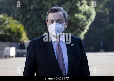 Der italienische Premierminister Mario Draghi, der am 8. Mai 2021 die Staats- und Regierungschefs sowie die führenden Vertreter der europäischen Institutionen im Kristallpalast in Porto, Portugal, (Foto von Rita Franca/NurPhoto) Stockfoto