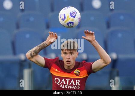 Nicola Zalewski von AS Roma während der Serie A Match zwischen AS Roma und FC Crotone im Stadio Olimpico, Rom, Italien am 9. Mai 2021 (Foto: Giuseppe Maffia/NurPhoto) Stockfoto