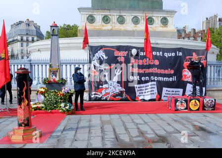 Tamilische Aktivisten versammelten sich am 18. Mai 2021 bei einer Kundgebung zum Gedenken an den tamilischen Völkermord in Paris, Frankreich. Tamilische Aktivisten versammelten sich am Place de la Bastille, um die Anerkennung des tamilischen Völkermordes zu fordern und die Wahrheit über die Hunderttausende von Tamilen zu fordern, die in den letzten Jahren verschwunden sind. (Foto von Vincent Koebel/NurPhoto) Stockfoto