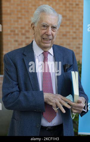 Der Schriftsteller Mario Vargas Llosa während der Präsentation des Buches "Sin complejos", in der Stadtbibliothek Eugenio Trias, am 21. Mai 2021 in Madrid, Spanien. (Foto von Oscar Gonzalez/NurPhoto) Stockfoto