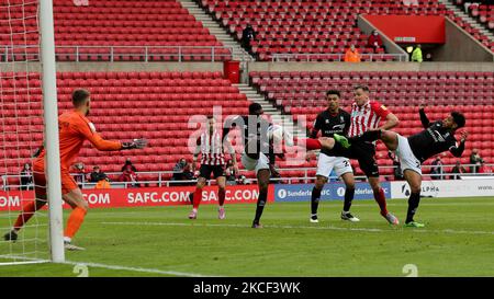 Charlie Wyke von Sunderland erzielt am 22.. Mai 2021 im Sky Bet League 1-Spiel zwischen Sunderland und Lincoln City im Stadium of Light, Sunderland, England, ihr zweites Tor. (Foto von Mark Fletcher/MI News/NurPhoto) Stockfoto