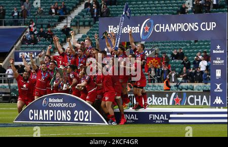 Toulouse Team Lift Trophy nach dem Heineken Champions Cup Finalspiel zwischen La Rochelle und Toulouse im Twickenham Stadium am 22. Mai 2021 in London, England (Foto by Action Foto Sport/NurPhoto) Stockfoto