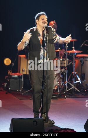 Der Sänger Jorge Uson von der Decarneyhueso-Gruppe tritt während des Vortragskonzerts des Albums El oficio del mar in Madrid auf. 30. Mai 2021 Spanien (Foto von Oscar Gonzalez/NurPhoto) Stockfoto
