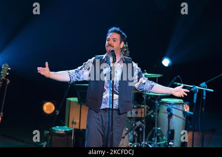 Der Sänger Jorge Uson von der Decarneyhueso-Gruppe tritt während des Vortragskonzerts des Albums El oficio del mar in Madrid auf. 30. Mai 2021 Spanien (Foto von Oscar Gonzalez/NurPhoto) Stockfoto
