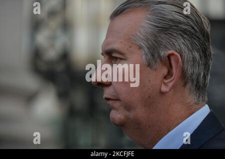 DUP-Anführer Edwin Poots verlässt Regierungsgebäude in Dublin, nachdem er mit dem irischen Premierminister Micheal Martin zusammentreffen konnte. Am Donnerstag, den 3. Juni 2021, in Dublin, Irland. (Foto von Artur Widak/NurPhoto) Stockfoto