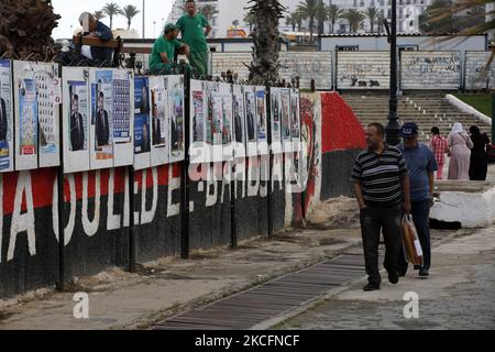 Wahlplakate in der Hauptstadt Algier am 6. Juni 2021 vor den nächsten für den 12. Juni geplanten Parlamentswahlen (Foto: Bilral Bensalem/NurPhoto) Stockfoto