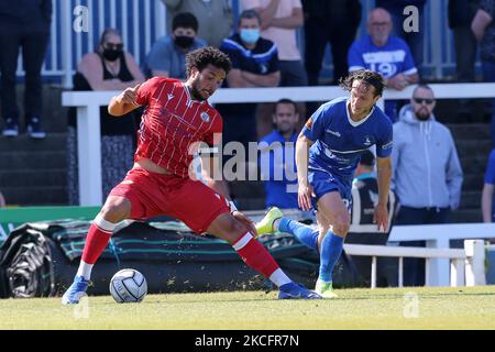 Chris Bush von Bromley in Aktion mit Jamie Sterry von Hartlepool United während des Vanarama National League Play-Off Eliminator-Matches zwischen Hartlepool United und Bromley im Victoria Park, Hartlepool am Sonntag, den 6.. Juni 2021. (Foto von Mark Fletcher/MI News/NurPhoto) Stockfoto