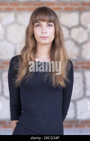 Die belgische Schauspielerin Mya Bollaers posiert während der Porträtsitzung in Madrid, Spanien, am 14. Juni 2021 (Foto: Oscar Gonzalez/NurPhoto) Stockfoto