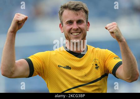 Die Rhys Oates von Hartlepool United feiern am Sonntag, den 13.. Juni 2021, nach dem Vanarama National League-Spiel zwischen Stockport County und Hartlepool United im Edgely Park Stadium, Stockport. (Foto von Mark Fletcher/MI News/NurPhoto) Stockfoto