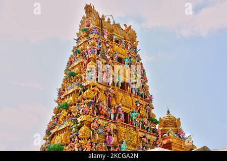 Detail des Gopuram (Turm) des Arasadi Vinayagar Tempels (Arasadi Sithio Vinayagar Kovil) in Jaffna, Sri Lanka. (Foto von Creative Touch Imaging Ltd./NurPhoto) Stockfoto