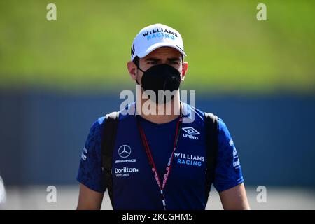 Nichola Latifi von Williams Racing kam vor dem Rennen des Grand Prix von Steiermark, 8.. Formel-1-Weltmeisterschaft im Red Bull Ring in Spielberg, Steiermark, Österreich, 27. Juni 2021 im Fahrerlager an (Foto: Andrea Diodato/NurPhoto) Stockfoto