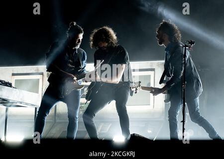 Die Musikband Izal tritt am 28. Juni 2021 im Estadio El Plantio in Burgos, Spanien, auf.(Foto: Miriam Vera/COOLMedia/NurPhoto) Stockfoto