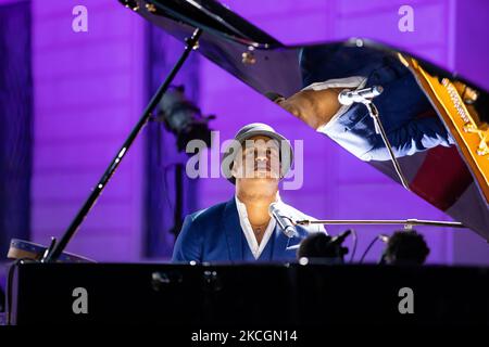 Roberto Fonseca spielt live für das Eröffnungskonzert von Piano City 2021 im GAM am 25. Juni 2021 in Mailand, Italien. (Foto von Alessandro Bremec/NurPhoto) Stockfoto