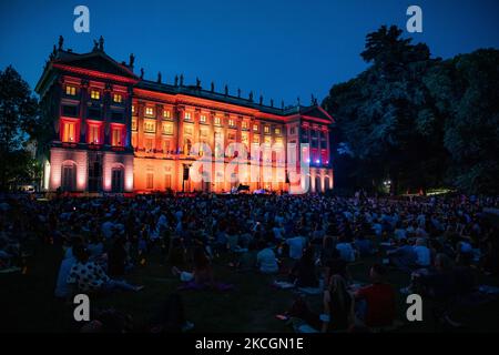 Roberto Fonseca spielt live für das Eröffnungskonzert von Piano City 2021 im GAM am 25. Juni 2021 in Mailand, Italien. (Foto von Alessandro Bremec/NurPhoto) Stockfoto