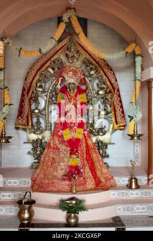 Idol der Hindu-Gottheit Rodu NAAG in einem abgelegenen Tempel im Mandher Village, Himachal Pradesh, Indien. (Foto von Creative Touch Imaging Ltd./NurPhoto) Stockfoto