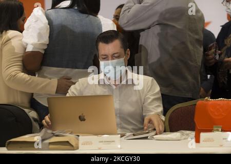 Luis Donaldo Colosio Riojas wurde auf der Pressekonferenz zum Bürgermeister von Monterrey gewählt, auf der die Führung seiner Partei, der Bürgerbewegung, einen Bericht über die Ergebnisse der Wahlen vom 6. Juni gab. Mexiko-Stadt, 5. Juli 2021. (Foto von Cristian Leyva/NurPhoto) Stockfoto