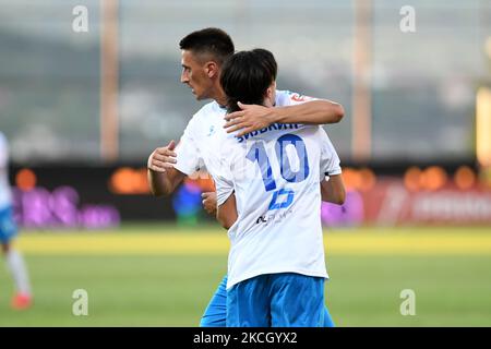 Panagiotis Moraitis und Almedin Ziljkic, feiern ein Tor während CFR Cluj gegen FK Borac Banja Luka, UEFA Champions League, erste Qualifikationsrunde, Dr. Constantin Radulescu Stadium, Cluj-Napoca, Rumänien, 7. Juli 2021 (Foto: Flaviu Buboi/NurPhoto) Stockfoto