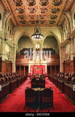 Kanadische Senatskammer im kanadischen Parlamentsgebäude in Ottawa, Ontario, Kanada, am 11. August 2008. (Foto von Creative Touch Imaging Ltd./NurPhoto) Stockfoto