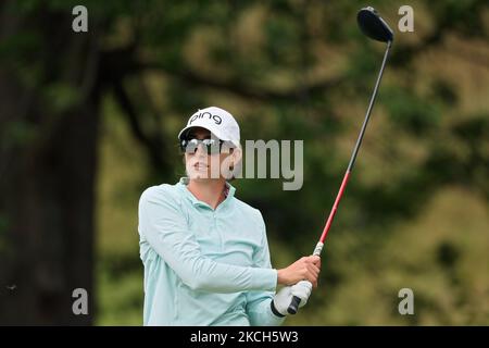 Elizabeth Szokol aus Chicago, Illinois, folgt ihrem Schuss vom 17. T-Shirt während der dritten Runde des Marathon LPGA Classic Golfturniers im Highland Meadows Golf Club in Sylvania, Ohio, USA Samstag, 10. Juli 2021. (Foto von Amy Lemus/NurPhoto) Stockfoto