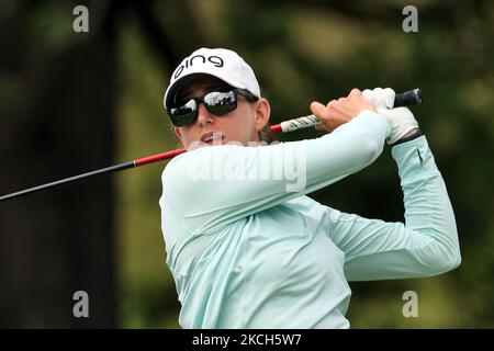 Elizabeth Szokol aus Chicago, Illinois trifft beim dritten Lauf des Marathon LPGA Classic Golfturniers im Highland Meadows Golf Club in Sylvania, Ohio, USA, am Samstag, 10. Juli 2021 vom 17.-Abschlag. (Foto von Amy Lemus/NurPhoto) Stockfoto