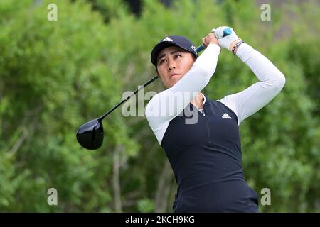 Danielle Kang aus Las Vegas, Nevada trifft beim zweiten Lauf des Marathon LPGA Classic Golfturniers im Highland Meadows Golf Club in Sylvania, Ohio, USA, am Freitag, 9. Juli 2021 vom 16.-Abschlag. (Foto von Amy Lemus/NurPhoto) Stockfoto