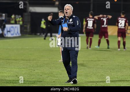 Marius Sumudica Cheftrainer des CFR Cluj am Ende des Spiels gegen FC U Craiova 1948, rumänische Liga 1, Dr. Constantin Radulescu Stadion, Cluj-Napoca, Rumänien, 16. Juli 2021 (Foto: Flaviu Buboi/NurPhoto) Stockfoto