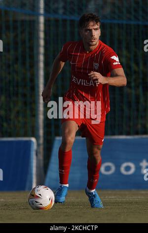 Juanmi von Sevilla in Aktion während des Vorsaison-Freundschaftsspiel zwischen Sevilla CF und Coventry City in der Pinatar Arena am 17. Juli 2021 in Murcia, Spanien. (Foto von Jose Breton/Pics Action/NurPhoto) Stockfoto