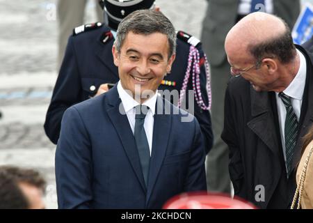 Der französische Innenminister Gerald Darmanin nimmt am 14. Juli 2021 an der Juillet-Militärparade 14 auf der Champs-Elysées in Paris Teil. (Foto von Daniel Pier/NurPhoto) Stockfoto