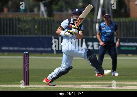 Alex Lees von Durham schlägt während des Royal London One Day Cup-Spiels zwischen Kent und Durham auf dem County Ground, Beckenham, Großbritannien, am 22.. Juli 2021. (Foto von will Matthews/MI News/NurPhoto) Stockfoto