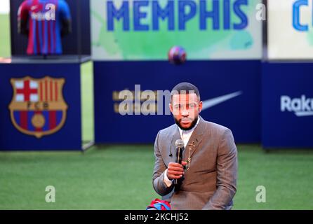 Memphis Depay wurde am 22.. Juli 2021 in Barcelona, Spanien, als neuer Spieler des FC Barcelona vorgestellt. -- (Foto von Urbanandsport/NurPhoto) Stockfoto