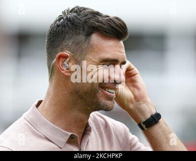 James Anderson arbeitet für BBC Sport während der Hundert-Jahre zwischen London Spirit Women und Oval Invincible Women im Lord's Stadium, London, Großbritannien, am 25.. Juli 2021 (Foto by Action Foto Sport/NurPhoto) Stockfoto