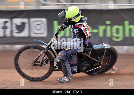 Vinnie Foord (Gast) von Eastbourne Seagulls während des Spiels der National Development League zwischen Belle Vue Aces und Eastbourne Seagulls am Freitag, dem 23.. Juli 2021, im National Speedway Stadium in Manchester. (Foto von Eddie Garvey/MI News/NurPhoto) Stockfoto