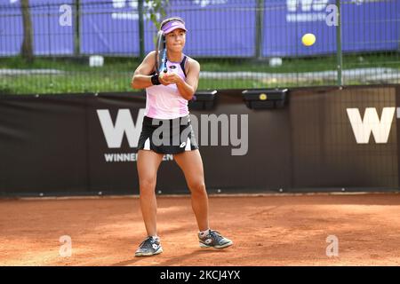 Lucrezia Stefanini im Einsatz während des Spiels gegen Paula Ormaechea, Qualifying Singles, Court 3, Runde 2 bei den Gewinnern Open aus Cluj-Napoca, Rumänien, 3. August 2021 (Foto: Flaviu Buboi/NurPhoto) Stockfoto