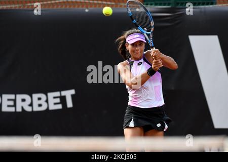 Lucrezia Stefanini im Einsatz während des Spiels gegen Paula Ormaechea, Qualifying Singles, Court 3, Runde 2 bei den Gewinnern Open aus Cluj-Napoca, Rumänien, 3. August 2021 (Foto: Flaviu Buboi/NurPhoto) Stockfoto