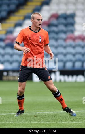 Will Sutton von Oldham Athletic während des Vorsaison-Freundschaftsspiel zwischen Rochdale und Oldham Athletic im Spotland Stadium, Rochdale am Freitag, den 30.. Juli 2021. (Foto von Eddie Garvey/MI News/NurPhoto) Stockfoto