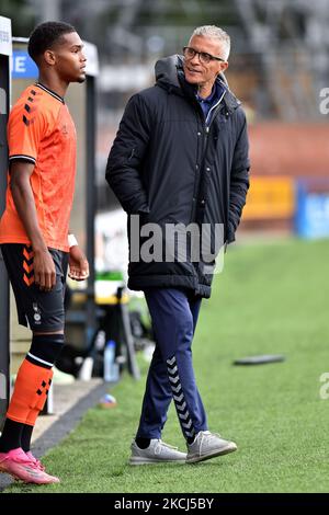 Keith Curle (Manager) von Oldham Athletic während des Vorsaison-Freundschaftsspiel zwischen Rochdale und Oldham Athletic im Spotland Stadium, Rochdale am Freitag, den 30.. Juli 2021. (Foto von Eddie Garvey/MI News/NurPhoto) Stockfoto