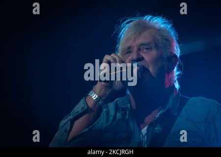 Der kanadische Musiker Tom Cochrane tritt während des Edmonton Rock Fest als Teil der Together Again-Serie auf der historischen Racetrack Infield auf den Edmonton Exhibition Lands (ehemals Northlands Park) in Edmonton auf. Am Samstag, den 14. August 2021, in Edmonton, Alberta, Kanada. (Foto von Artur Widak/NurPhoto) Stockfoto