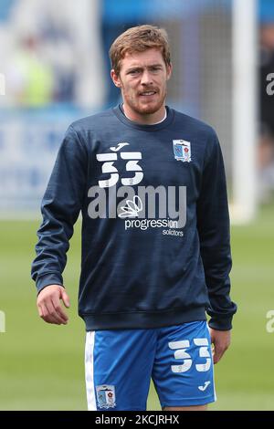 Luke James von Barrow während des Spiels der Sky Bet League 2 zwischen Barrow und Hartlepool United in der Holker Street, Barrow-in-Furness am Samstag, den 14.. August 2021. (Foto von Mark Fletcher/MI News/NurPhoto) Stockfoto