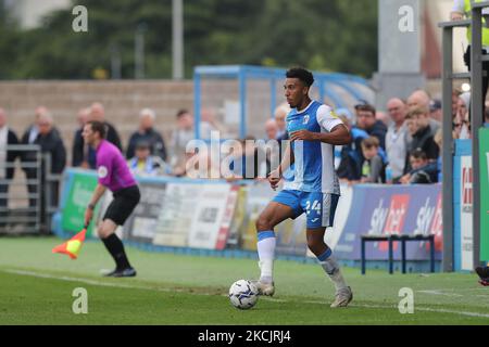 Barrows Remeao Hutton während des Spiels der Sky Bet League 2 zwischen Barrow und Hartlepool United in der Holker Street, Barrow-in-Furness am Samstag, 14.. August 2021. (Foto von Mark Fletcher/MI News/NurPhoto) Stockfoto