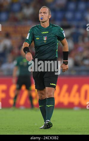 Schiedsrichter des Spiels Luca Pairetto während der Serie A Spiel zwischen Roma und Fiorentina im Stadio Olimpico, Rom, Italien am 22. August 2021. (Foto von Giuseppe Maffia/NurPhoto) Stockfoto