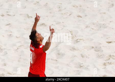 Dejan Stankovic aus der Schweiz feiert sein Tor beim FIFA Beach Soccer World Cup Russia 2021 Gruppe C Spiel zwischen El Salvador und der Schweiz am 24. August 2021 im Luzhniki Beach Soccer Stadium in Moskau, Russland. (Foto von Mike Kireev/NurPhoto) Stockfoto