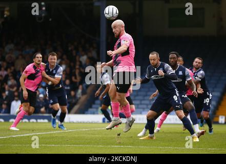 Paddy Madden von Stockport County während der National League zwischen Southend United und Stockport County im Roots Hall Stadium, Southend on Seas, Großbritannien am 25.. August 2021 (Foto by Action Foto Sport/NurPhoto) Stockfoto