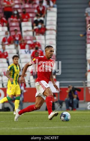 Gilberto kontrolliert den Ball während des Spiels um Liga BWIN zwischen SL Benfica und CD Tondela, in Estádio da Luz, Lisboa, Portugal, 29, August, 2021 (Foto von João Rico/NurPhoto) Stockfoto