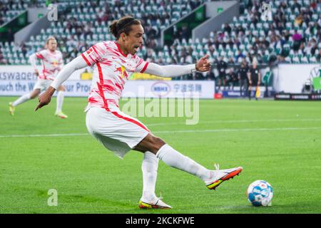 Yussuf Poulsen von RB Leipzig kontrolliert den Ball während des Bundesliga-Spiels zwischen dem VfL Wolfsburg und RB Leipzig in der Volkswagen Arena am 29. August 2021 in Wolfsburg. (Foto von Peter Niedung/NurPhoto) Stockfoto