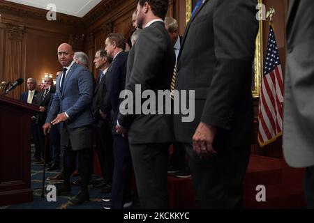 Kevin McCarthy (R-CA), der Anführer der Minderheitsfraktion des Repräsentantenhauses, spricht heute am 31. August 2021 auf einer Pressekonferenz im House/Capitol Hill in Washington DC, USA, zusammen mit republikanischen Veteranen über Afghanistan und die Verantwortlichkeit. (Foto: Lenin Nolly/NurPhoto) Stockfoto