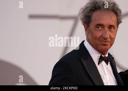 Regisseur Paolo Sorrentino besucht den roten Teppich des Films „die Hand Gottes“ während der Internationalen Filmfestspiele Venedig 78. am 02. September 2021 in Venedig, Italien (Foto: Luca Carlino/NurPhoto) Stockfoto