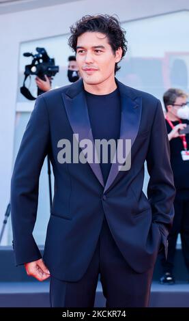 Cristiano Caccamo kommt zur Vorführung des Films „E“ stata la mano di Dio“ (die Hand Gottes), der am 2. September 2021 im Rahmen des Filmfestivals von Venedig 78. im Lido von Venedig vorgestellt wurde. (Foto von Matteo Chinellato/NurPhoto) Stockfoto