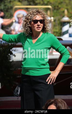 Valeria Golino während der Internationalen Filmfestspiele Venedig 78. am 06. September 2021 in Venedig, Italien. (Foto von Matteo Chinellato/NurPhoto) Stockfoto